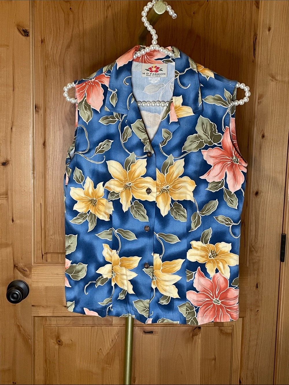 Vintage MD Fashion Made In Hawaii Sleeveless Floral Button-Up Top Size S